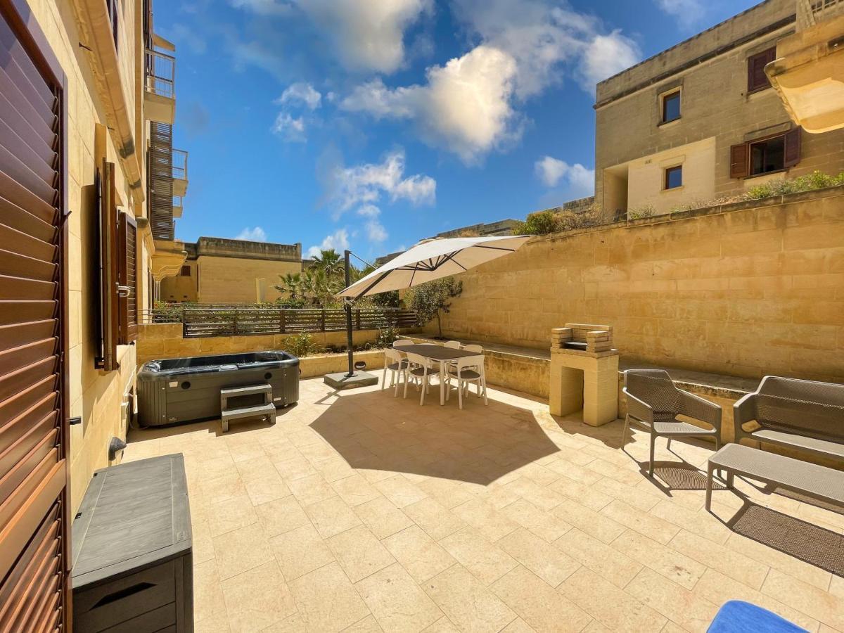 Gee9Teen At Fort Chambray Villa Mgarr Exterior foto